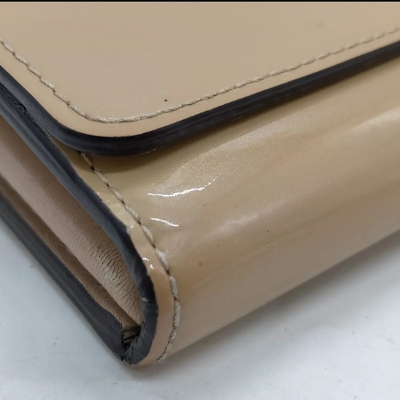 AUTH LOUIS VUITTON Portefeiulle Tan Patent Leather Louise Wallet Clutch - Picture 9 of 9